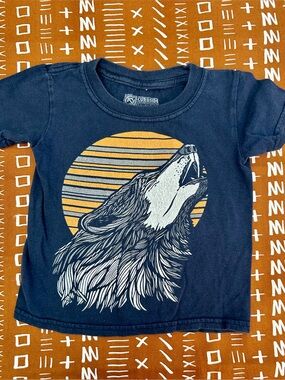Curbside indie Kids Navy Wolf Graphic Tee with Yellow Sun